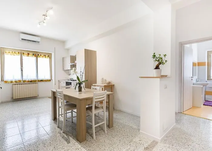 Casa Bolognetta * Рим